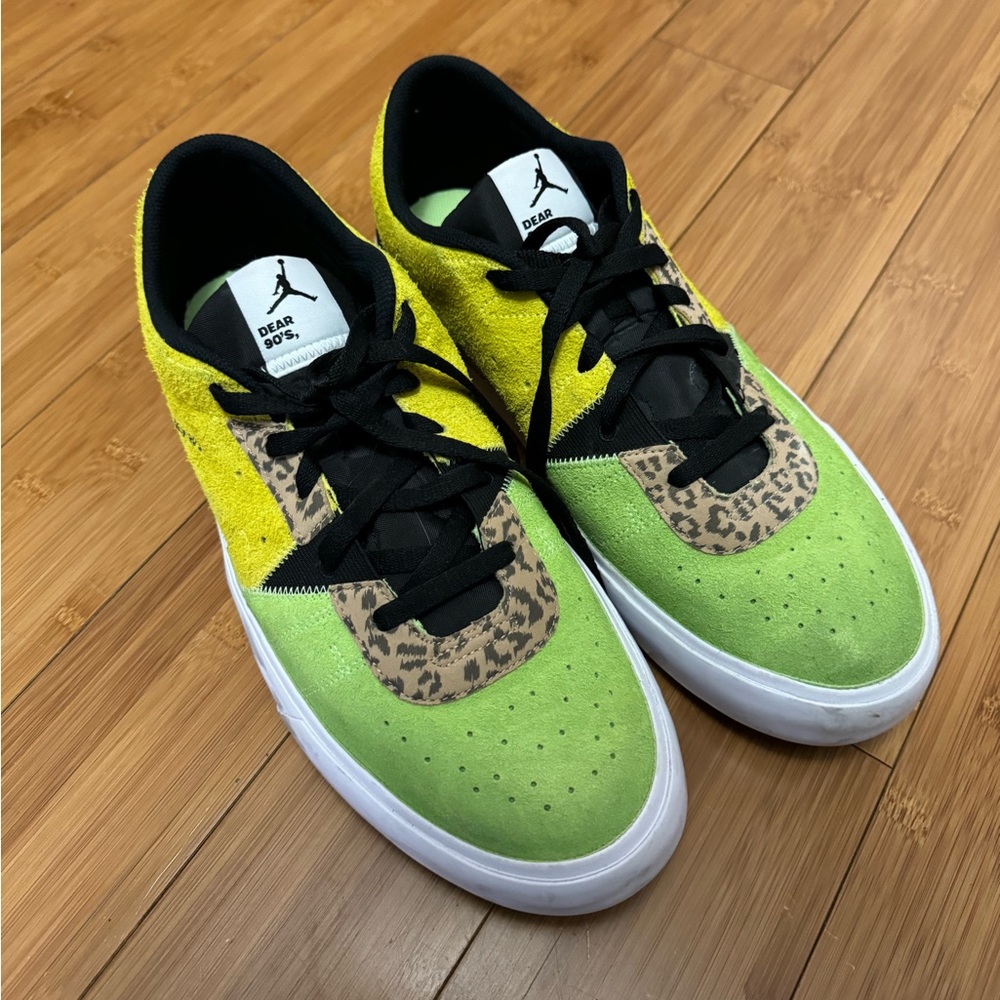 Men’s Hey 90s Jordans Size 13